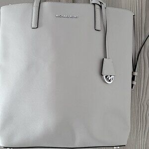 Michael Kors Dove Gray noth/south tote